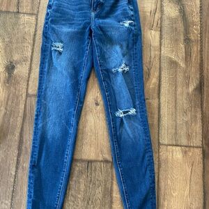 Junior women’s jeans